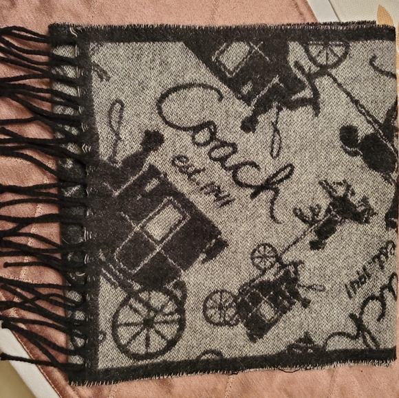COACH gray black wool horse, carriages, Coach est 1941 rectangular fringe scarf - Picture 2 of 8